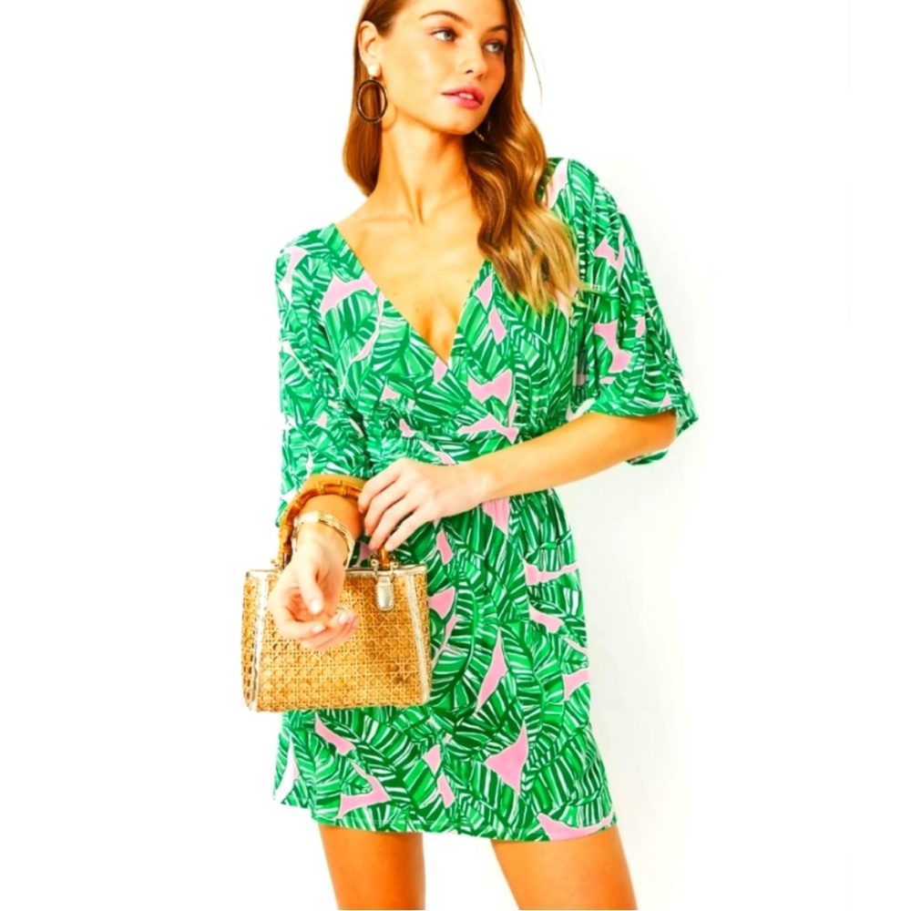 Lilly Pulitzer NWT Parigi Skort Romper
Conch Shell Pink Lets Go Bananas